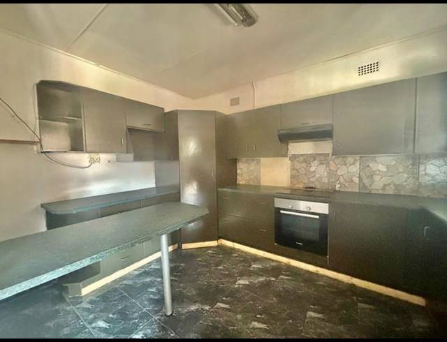 3 BEDROOM HOUSE FOR SALE IN VANDERBIJLPARK CW 3